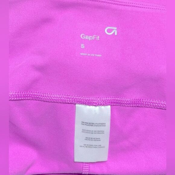 GapFit Pink Crop Leggings Size Small NWOT  1 0412 - Picture 3 of 5